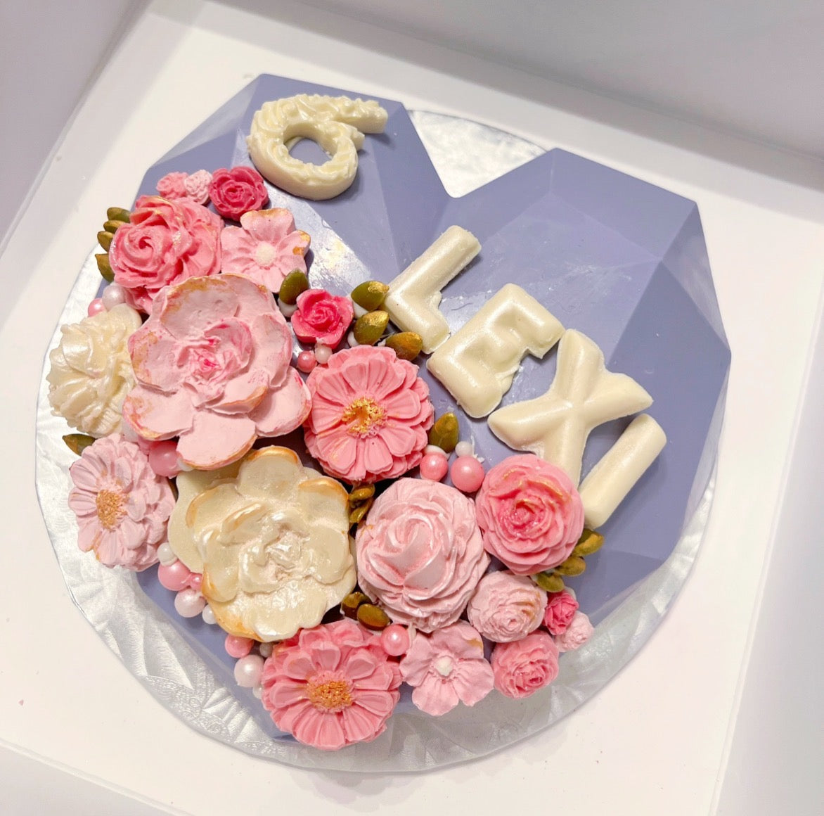 Floral Chocolate Smash Heart – Dip the Tip Deserts