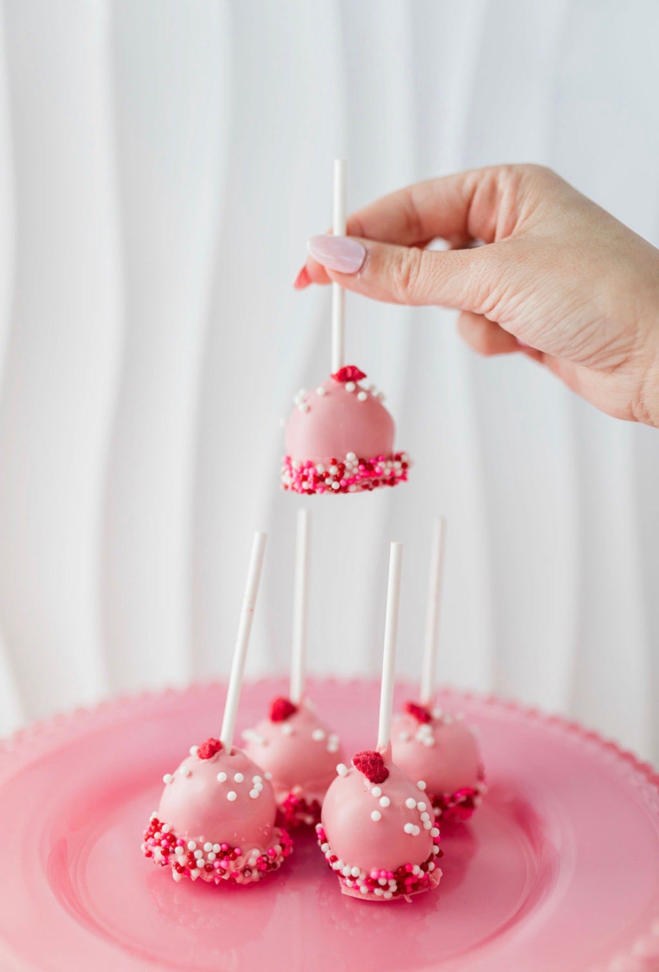 Valentine’s Dream Cake Pops