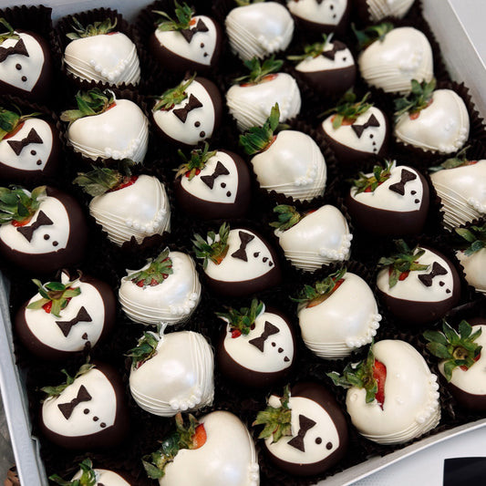 Bride/Groom Themed Chocolate Strawberries